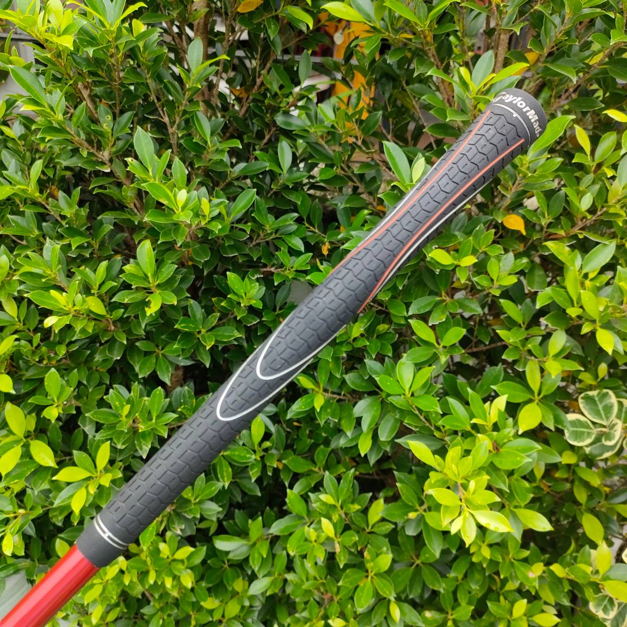 HYBRID 4 TAYLORMADE RESCUE ก้าน FUJIKURA MOTORE FLEX R องศา 21 เป็นตัว Rescue ที่ดีสมบูรณ์ที่สุด ของ taylormade ครับ
