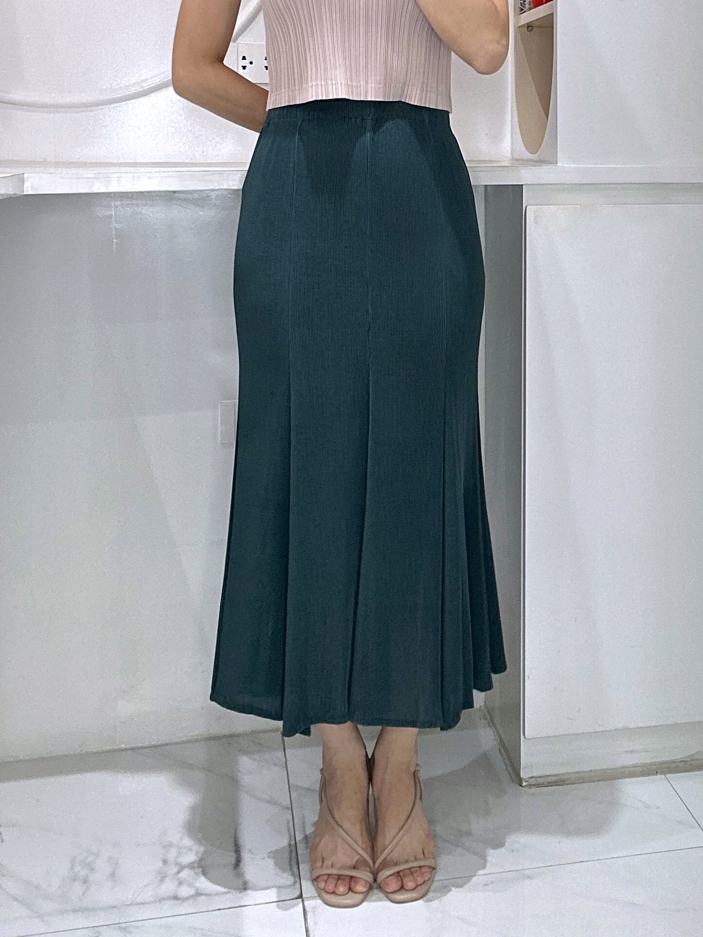 ปรับราคาลง20%!! ยาว 34นิ้ว! 2MUAY รุ่น GJO1744 กระโปรงพลีทคุณภาพ MERMAID PLEATED SKIRT 9 สี FREE SIZE
