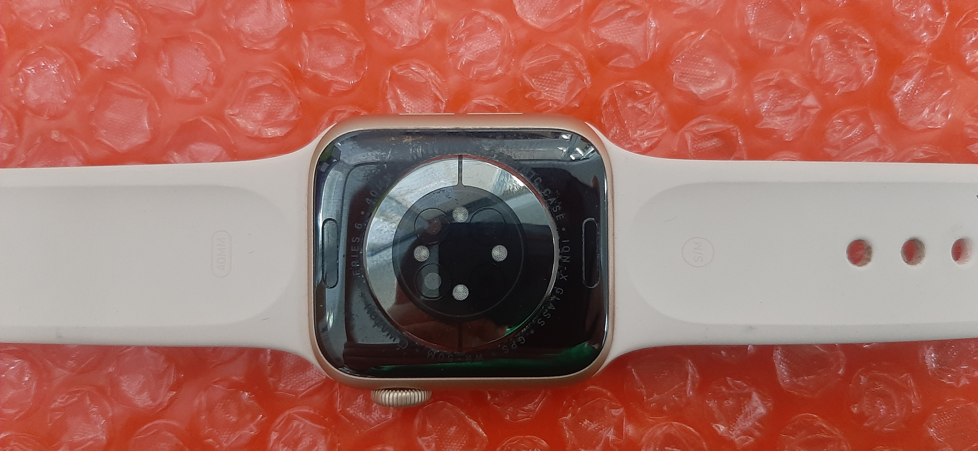 แอ็ปเปิ้ล วอช มือสอง Series6 สายสีชมพู ประกันร้าน 1 เดือน