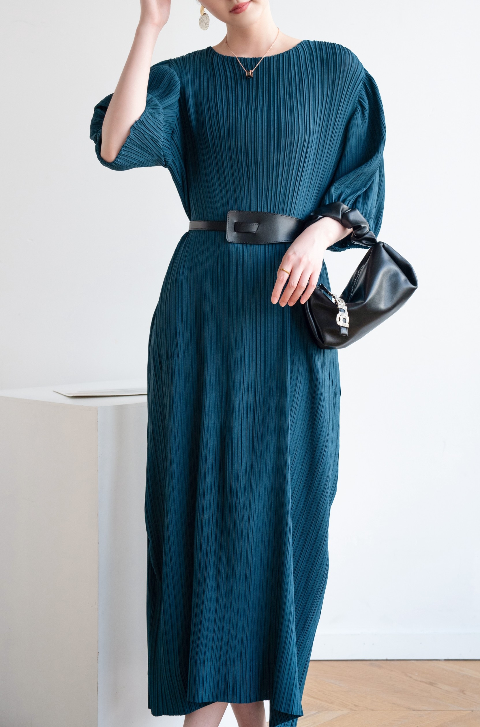 ปรับราคาลง20%!! อกถึง 60 นิ้ว 2MUAY รุ่น GJO1117P เดรสพลีทคุณภาพ BABY DOLL SLEEVE PLEATED DRESS 8 สี FREE SIZE