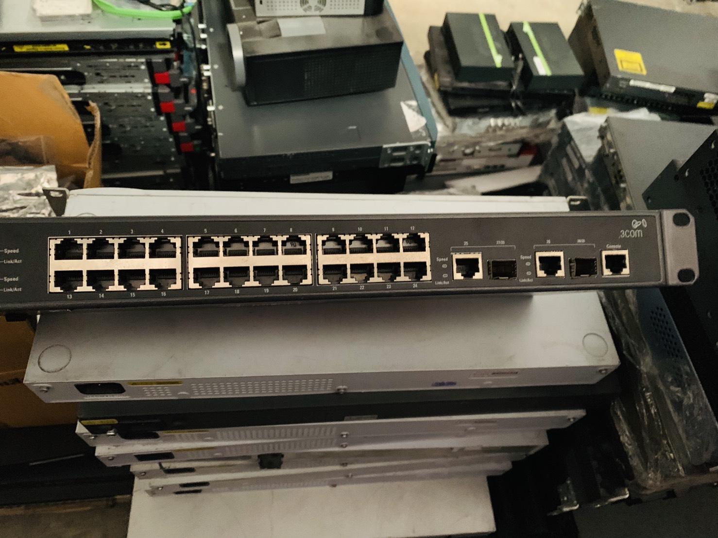 3COM 3CR17333-91-US 4210 26-PORT MGT SWITCH