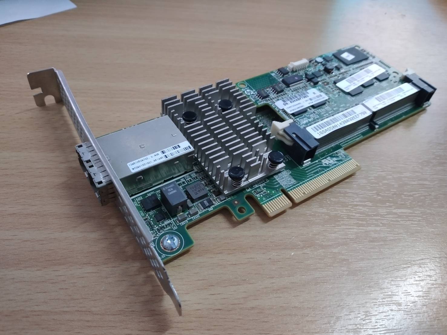 698531-B21 HP Smart Array P431 2GB FBWC 6Gb 2-ports Ext SAS Controller