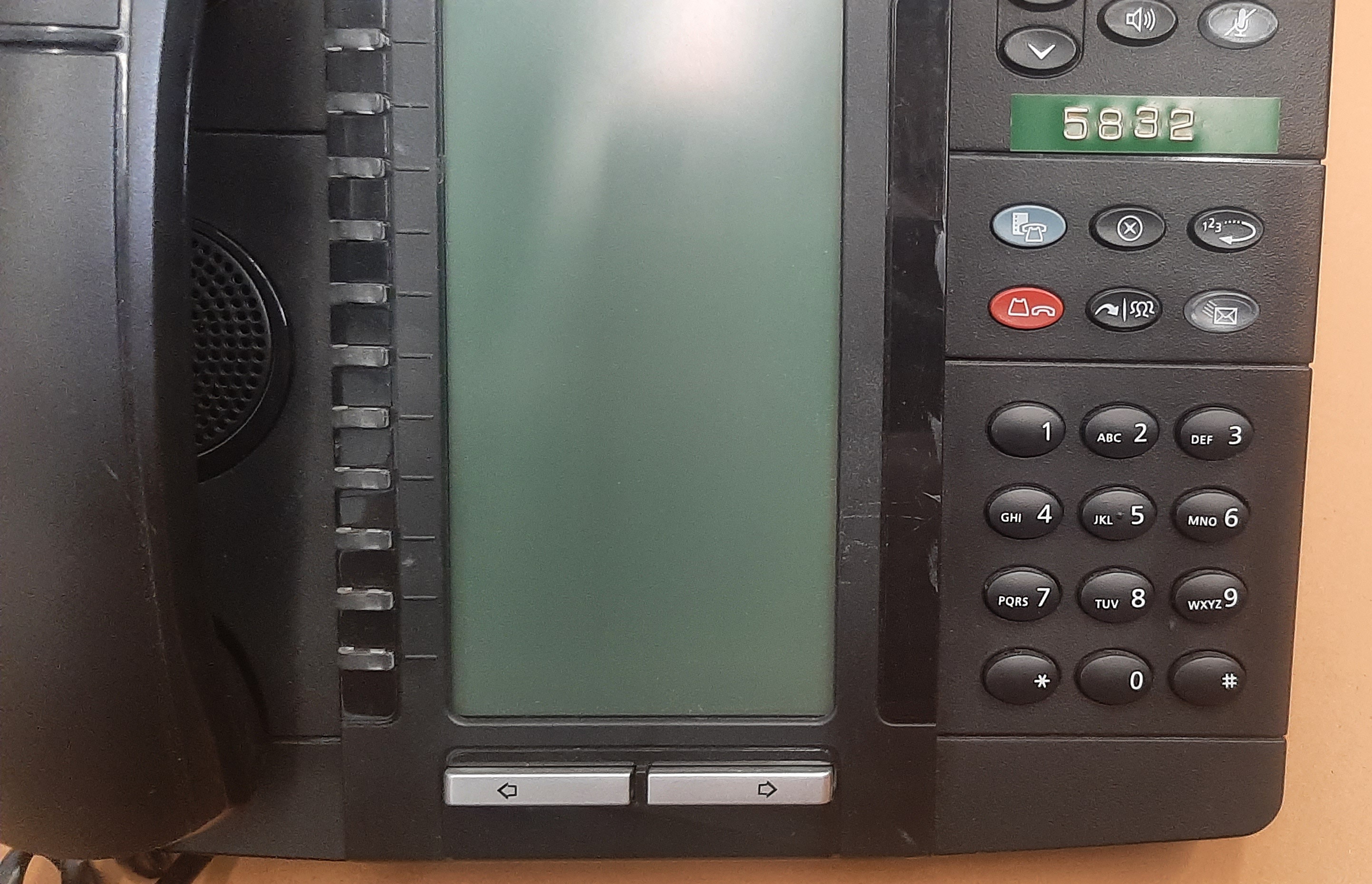 IP Phone มือสอง สภาพดี Mitel MiVoice 5320e ประกันร้าน