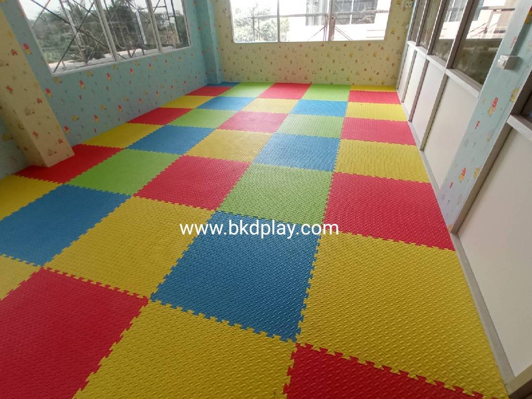 แผ่นโฟมปูพื้นกันกระแทก จิ๊กซอ EVA (งานนำเข้า) 20 มล 100x100 หนา2 ซม. ,แผ่นกันกระแทก,แผ่นโฟมปูพื้น, โฟมปูพื้น,จิ๊กซอว์ปูพื้น, แผ่นรองคลาน สำหรับเครื่องเล่นสนามในร่ม ห้องเด็กเล่น พร้อมส่ง ราคาโรงงาน