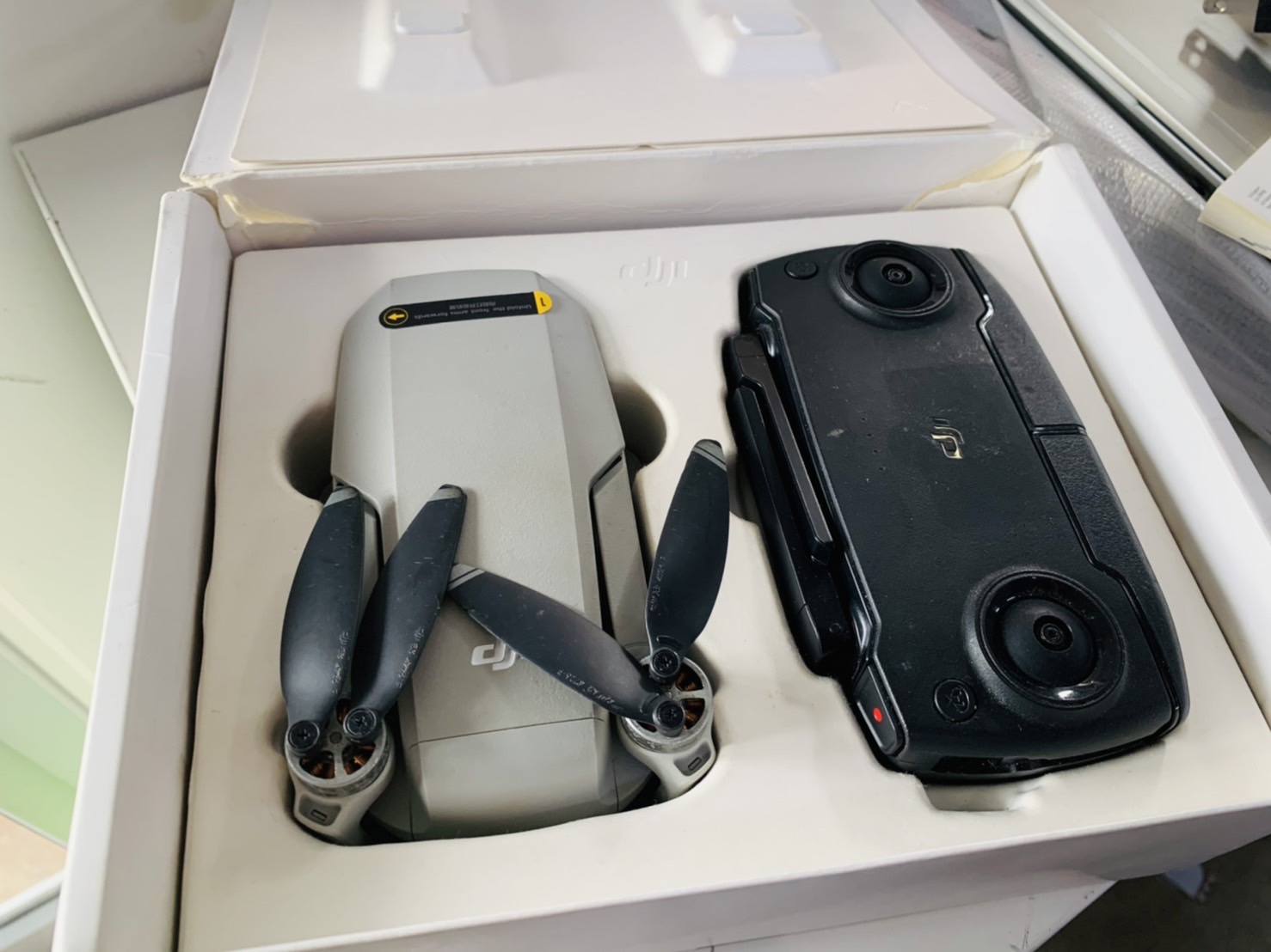 DRONE (โดรน) DJI Mavic Mini + อุปกรณ์ควบคุม