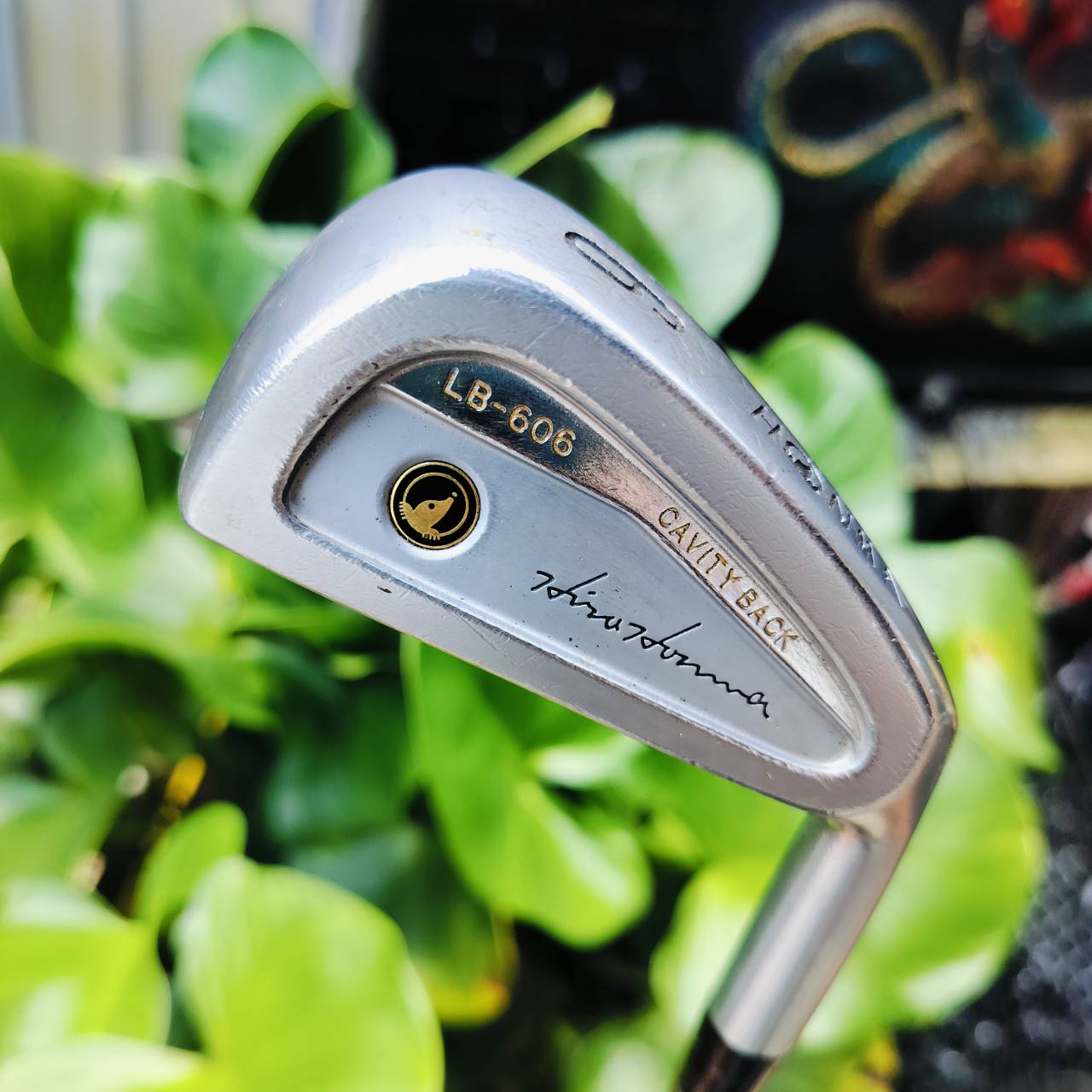🏌️ ชุดเหล็ก HONMA LB-606 CAVITY BACK มีเหล็ก 3 - 10 เเละ SW ครบชุดเลยค่ะ ก้าน SUPER LIGHT CARBON ** 2 ดาว!!! วัสดุพรีเมี่ยม FORGED จาก JAPAN SAKATA ก้านไทเทเนี่ยม เบามาก ควบคุมดีมาก นุ่มมาก ไม้กอล์ฟพรีเมี่ยมมือสอง ของแท้ By NakaraLuxurious