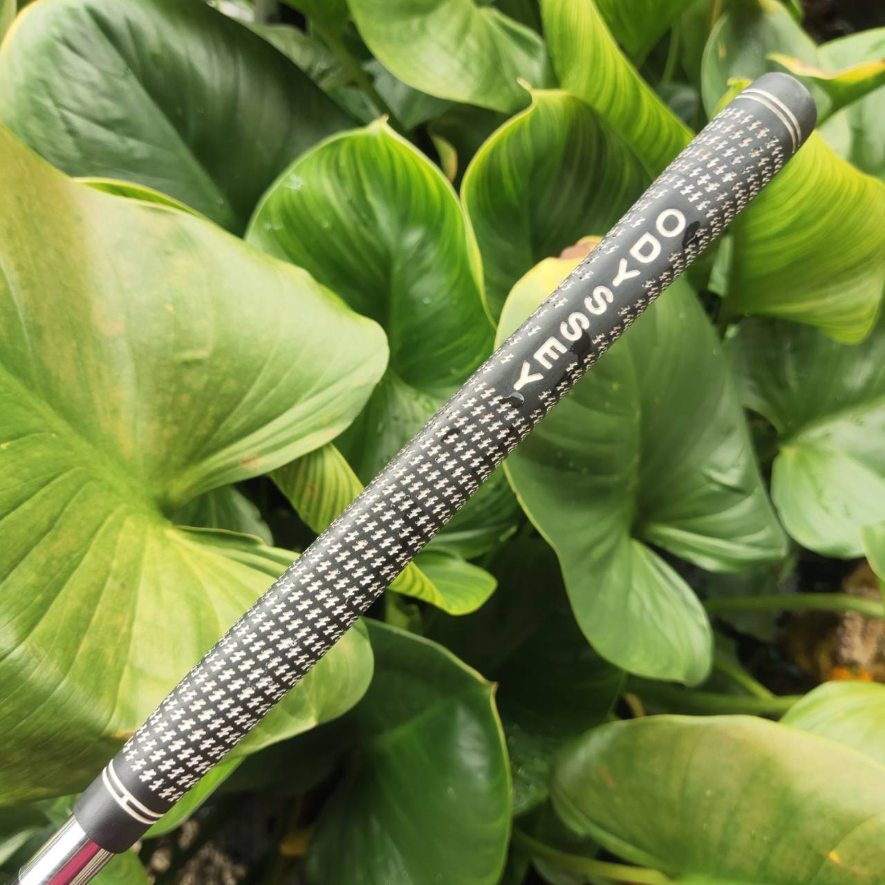 PUTTER Odyssey White Hot 2-Ball Blade ผสมผสานการจัดแนวที่แม่นยำของรุ่น 2-Ball เข้ากับรูปทรง Blade ที่เพรียวบาง ไม้กอล์ฟมือสอง