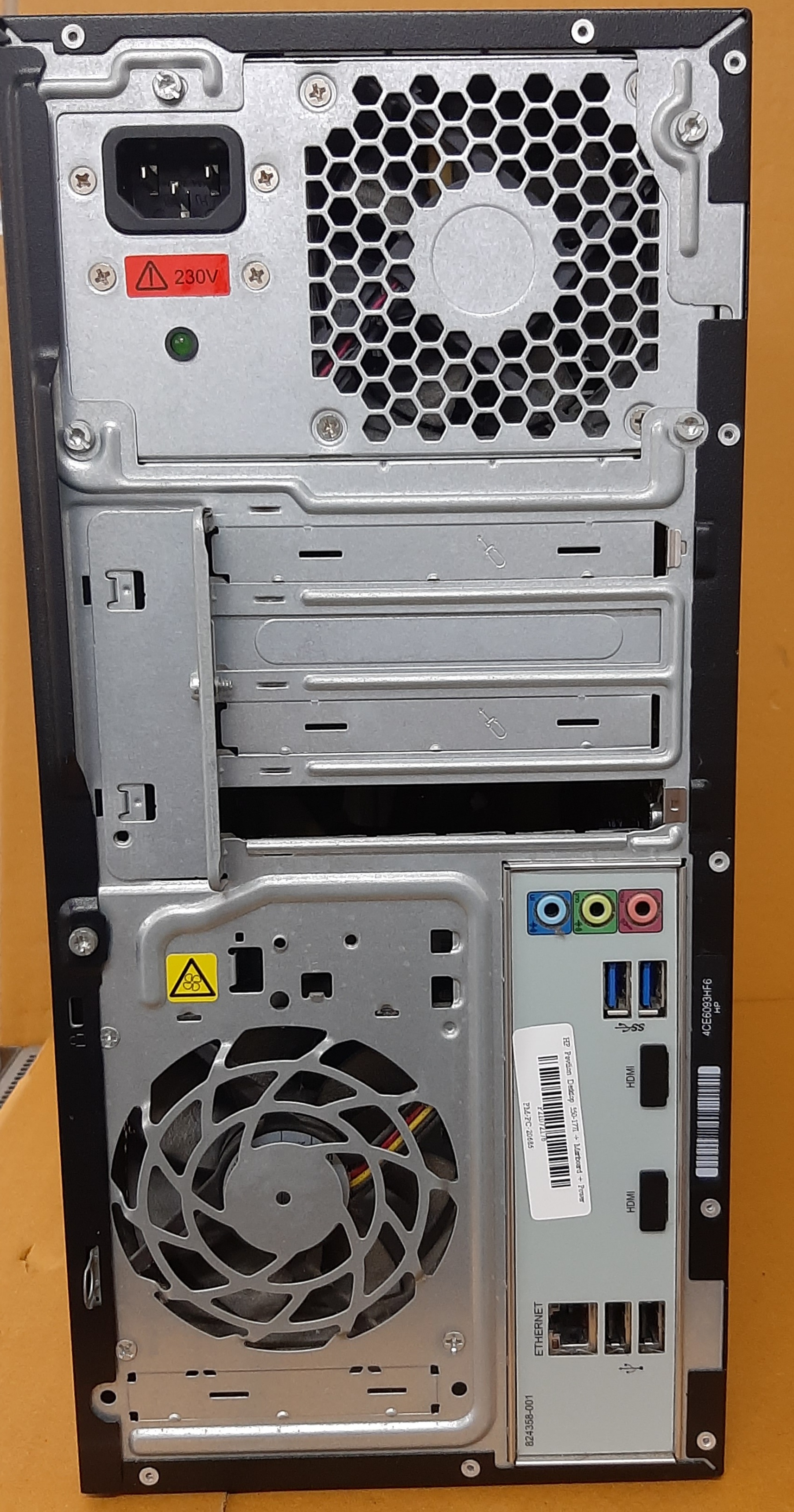 พีซีมือสอง ประกันร้าน 1 เดือน HP Pavilion Desktop 550-177L (i3-6100 Ram8GB SSD120GB)