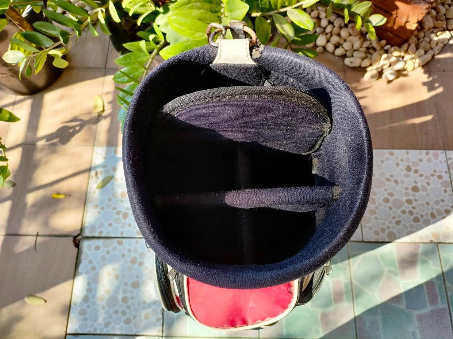 ถุงกอล์ฟ ASSAB ใบใหญ่ 9 นิ้ว