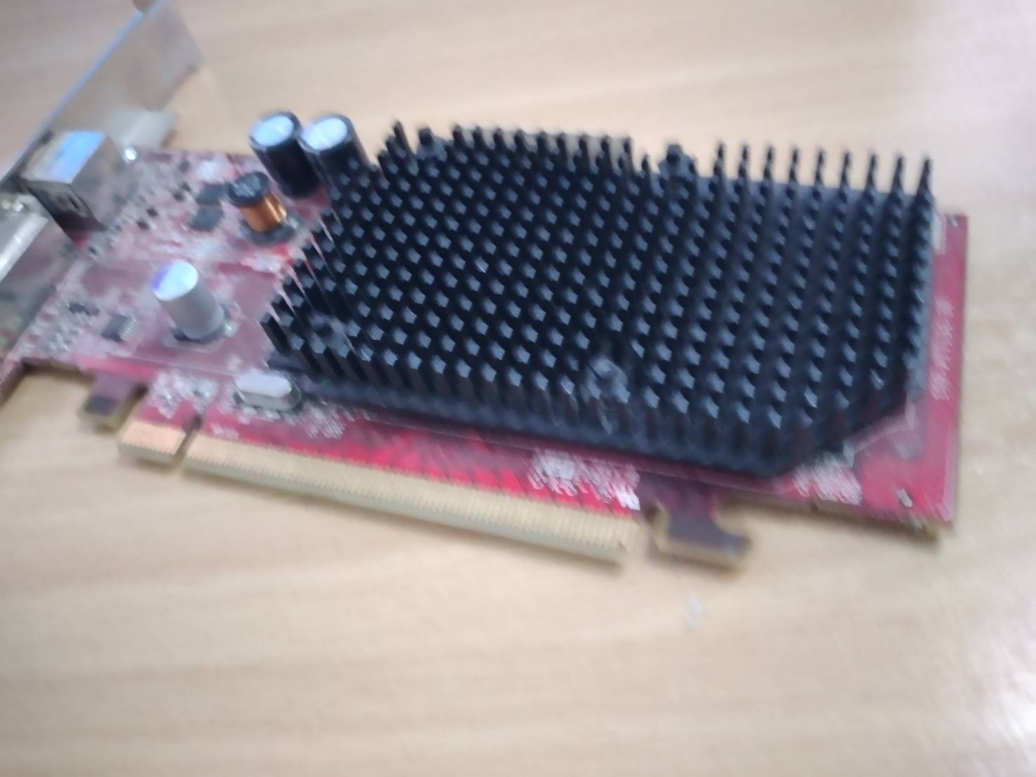 ATI Radeon X1300 128MB PCI-E Graphics Card- 102A7710920 ขายาว