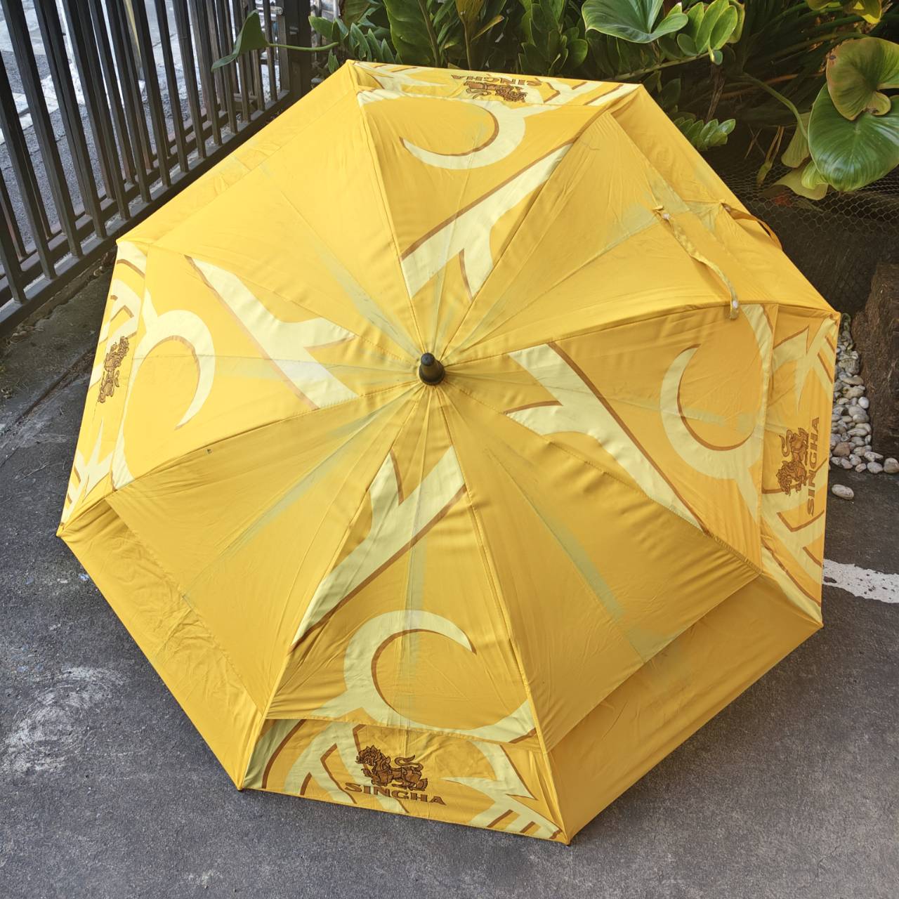 ร่มกอล์ฟสิงห์ มือสอง! ขนาดใหญ่มาก และเป็นสองชั้น ภายในบุกัน UV อย่างดีมากๆ