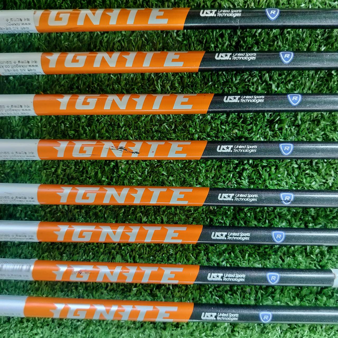 ชุดเหล็ก NIKE IGNITE เป็นก้าน UST ทั้งชุด FLEX R ตีได้ง่าย ลูกลอยง่ายได้ระยะค่ะ ก้านดีมาก ของจริงชุดนี้สวยค่ะ!!! ตีง่าย ไม้กอล์ฟพรีเมี่ยมมือสอง ของแท้ By NakaraLuxurious