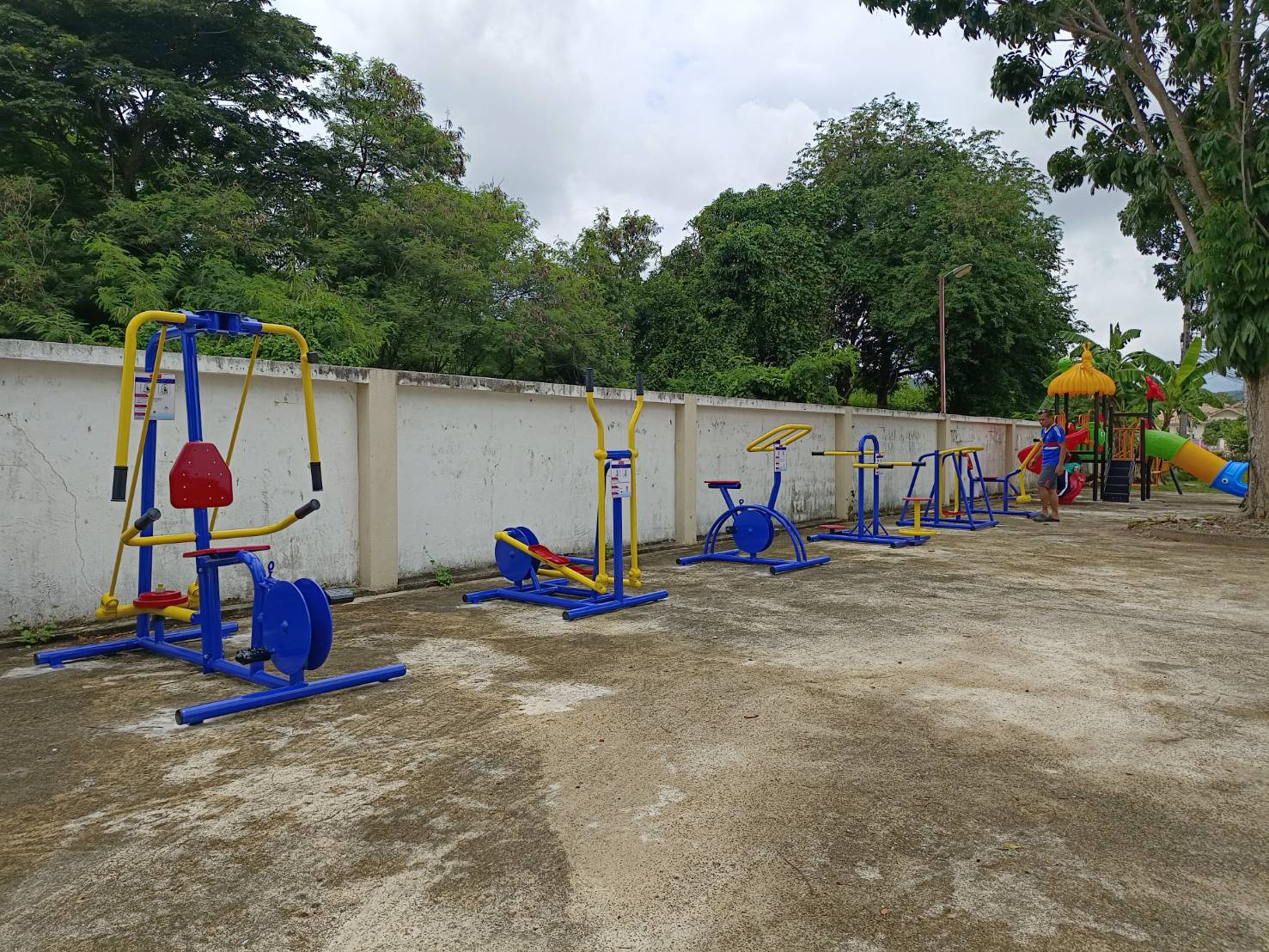 ชุดเครื่องออกกำลังกายกลางแจ้ง6รายการ โปร99,900 สนามกีฬา, เครื่องออกกำลังกายผู้ใหญ่, เครื่องออกกำลังกายสวนสาธารณะ หมู่บ้าน,Exercise equipment outdoor , OutdoorPlayground ,ราคาโรงงาน