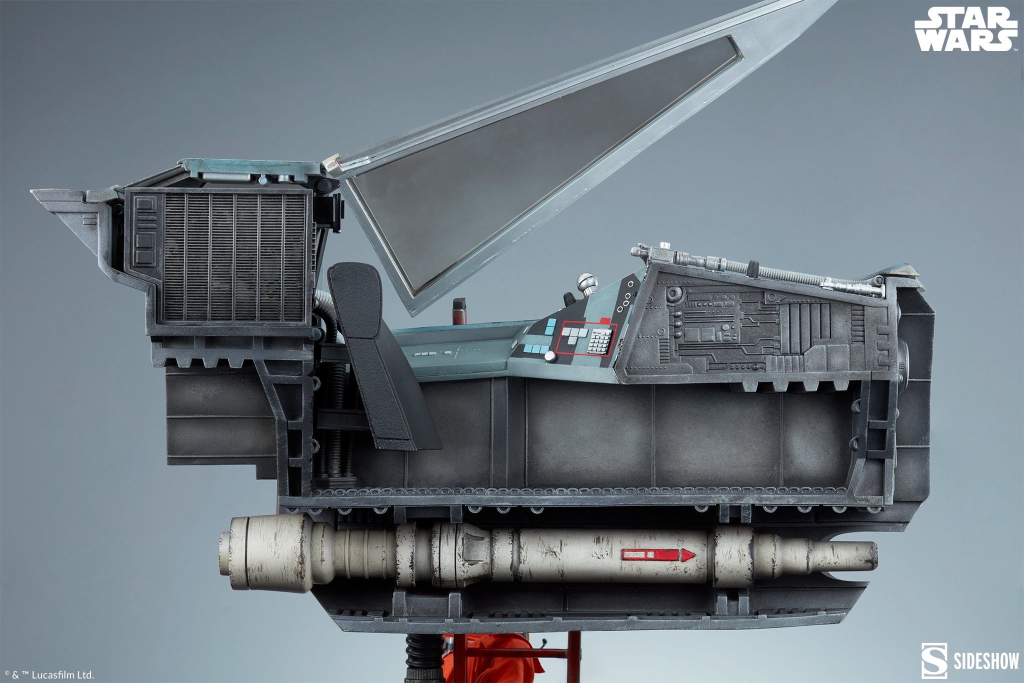 [สั่งจอง]Sideshow : Luke Skywalker & X-Wing: Red Five, Standing By Premium Format