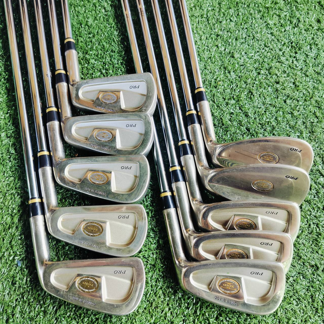 ชุดเหล็ก MIZUNO T-ZOID PRO POWER BLADE ชุดใหญ่ 10 ชิ้น มีตั้งแต่เหล็ก 3-9 PW SW FW ตัว WEDGE เป็นใบเบลดให้เลย ชิพดี ระเบิดทรายมันส์ สปินดีมาก ไม้กอล์ฟพรีเมี่ยมญี่ปุ่นมือสอง By NakaraLuxurious