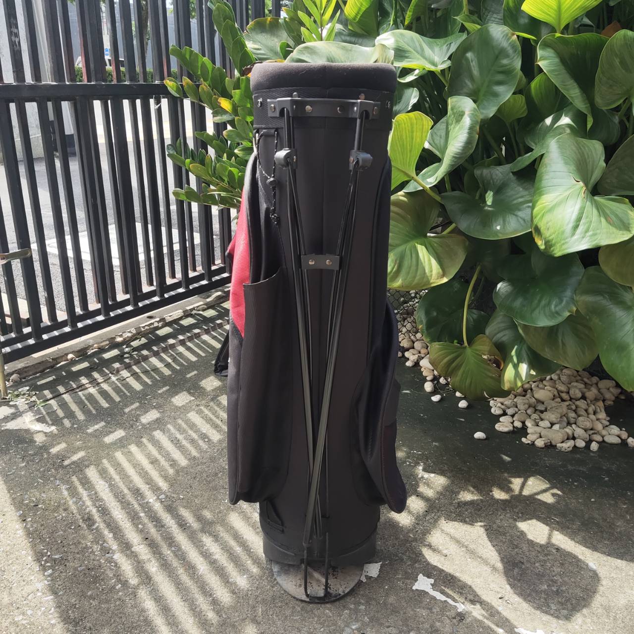 ถุงกอล์ฟ ORBIT มือสอง ** COVER มีลอยขาด ** ถุงกอล์ฟขาตั้ง พร้อมสายสะพาย