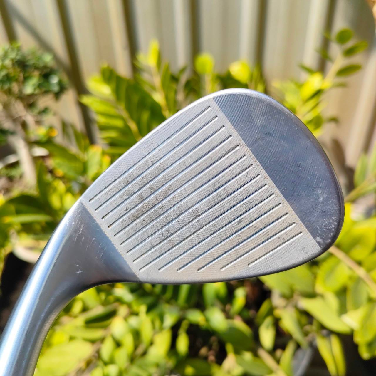 WEDGE CLEVELAND RTX 588 องศา 50 ก้าน N.S.PRO 950GH FLEX S ROTEX 2.0 MILLED ชัดๆ สวยๆ ตกหยุดๆเลย ไม้กอล์ฟพรีเมี่ยมมือสอง ของแท้ By NakaraLuxurious