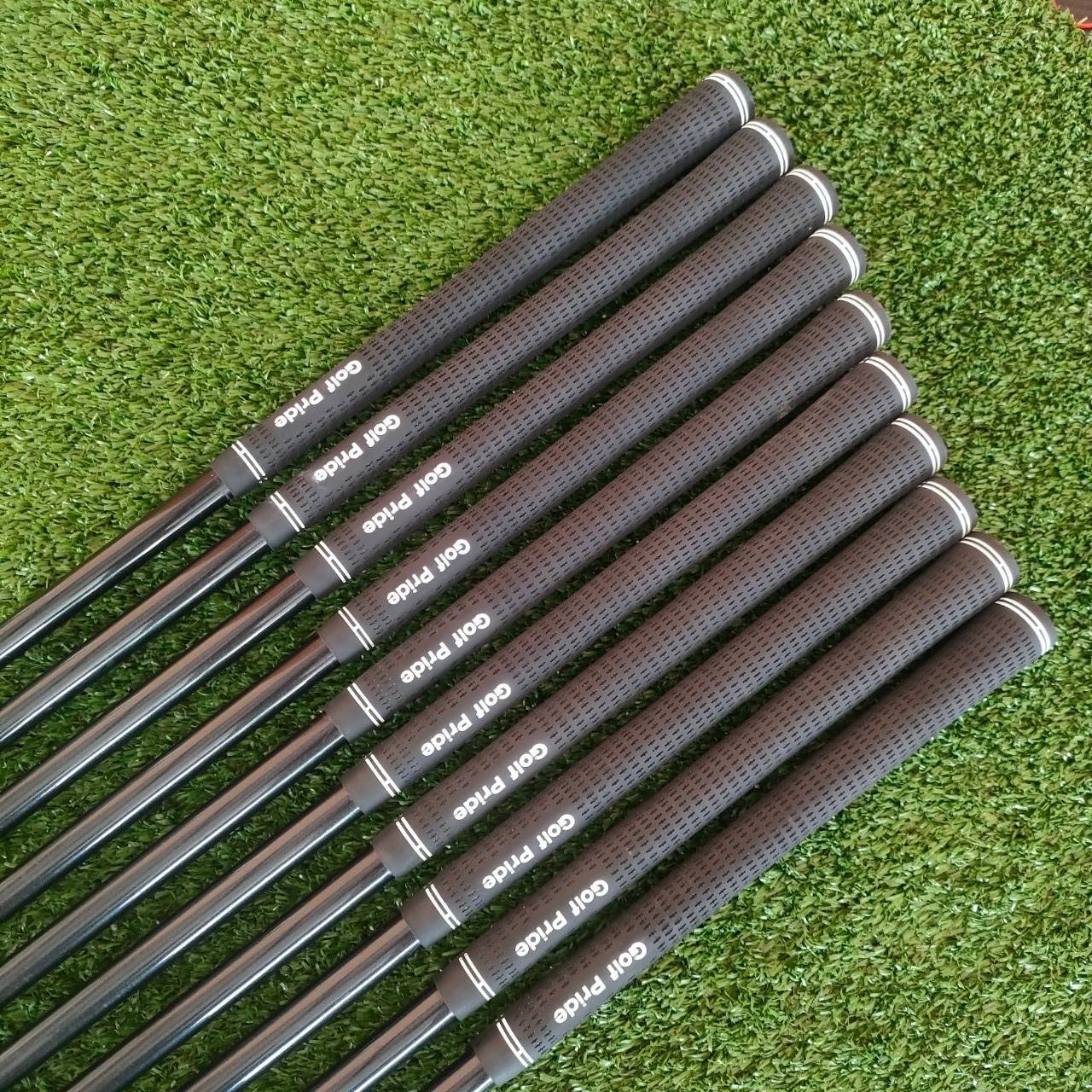 ชุดเหล็ก MARUMAN GUINNESS WORLD RECORDS M CAVITY มีเหล็ก 3-9 เเละ PW AW SW ก้าน HYPER BRUNI FLEX R ตีไกลที่สุดในโลก!! ไม้กอล์ฟมือสอง ของแท้ BY NakaraLuxurious