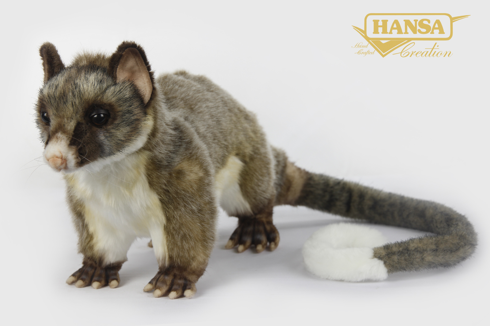 7358 Brush Tailed Possum 21 cm.