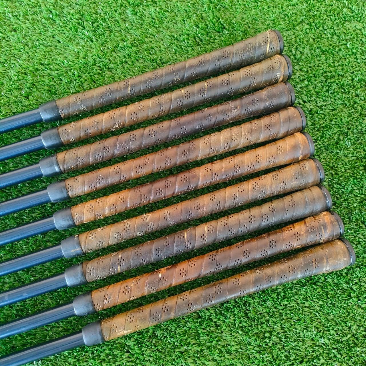 ชุดเหล็ก MITSUSHIBA HES HYPER ELASTIC STEEL ของใหม่!! มีเหล็ก 3-9 เเละ PW SW ก้าน PROFILE SERIES FLEX R สภาพสวยนางฟ้า ยกเว้นกริพ เริ่มมีตำหนินิดหน่อย ไม้กอล์ฟมือสอง ของแท้ BY NakaraLuxurious