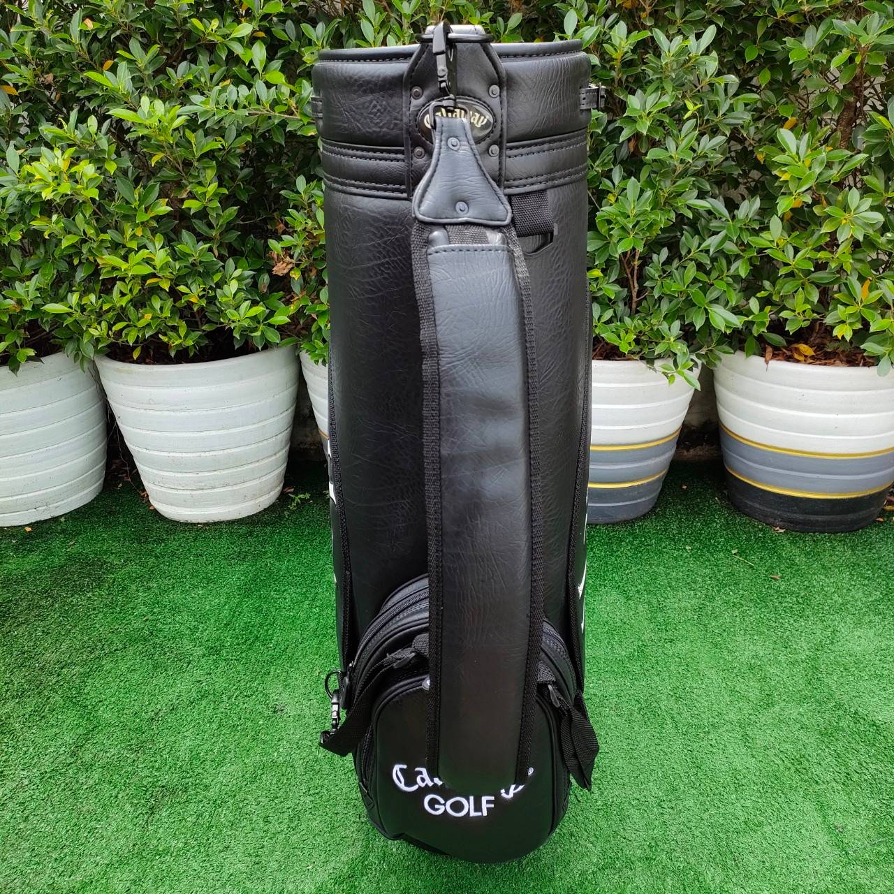 ถุงกอล์ฟ CALLAWAY GOLF สภาพสวยงาม ภายในบุกำมะหยี่ อย่าดี น่าใช้มากๆครับ