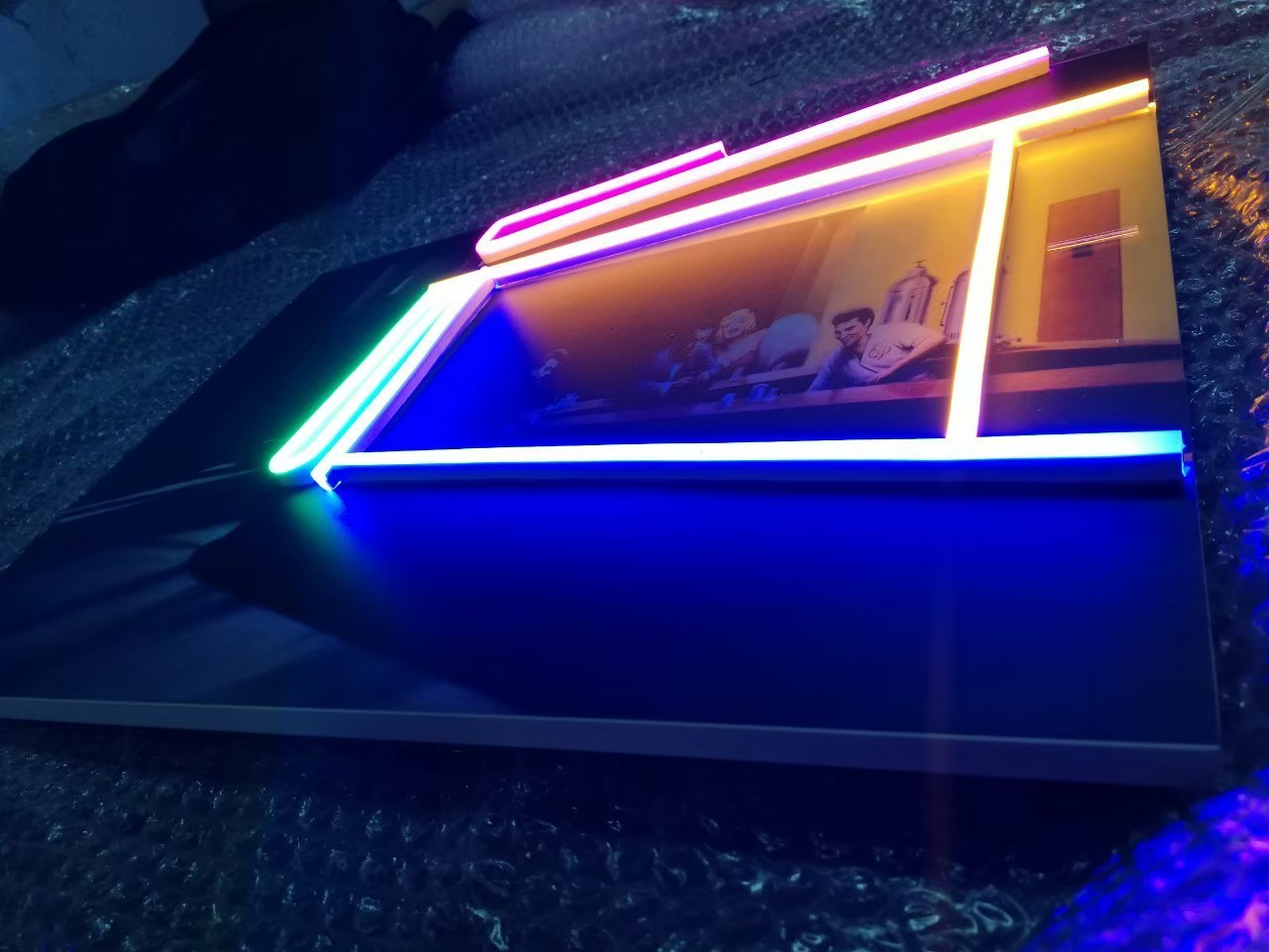 ป้ายไฟนีออน