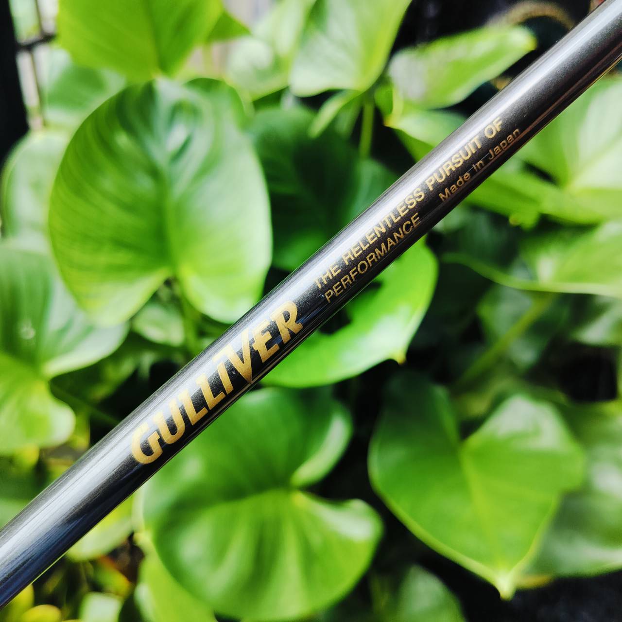 Driver GULLIVER องศา 10.5 วัสดุไทเทเนี่ยม คุณภาพสวย ตีง่าย เสียงเพราะ ขนาดกำลังดี ก้าน GULLIVER FLEX R มือใหม่ตีโดนง่ายแบบสบายๆ ไม้กอล์ฟพรีเมี่ยมมือสอง ของแท้ By NakaraLuxurious