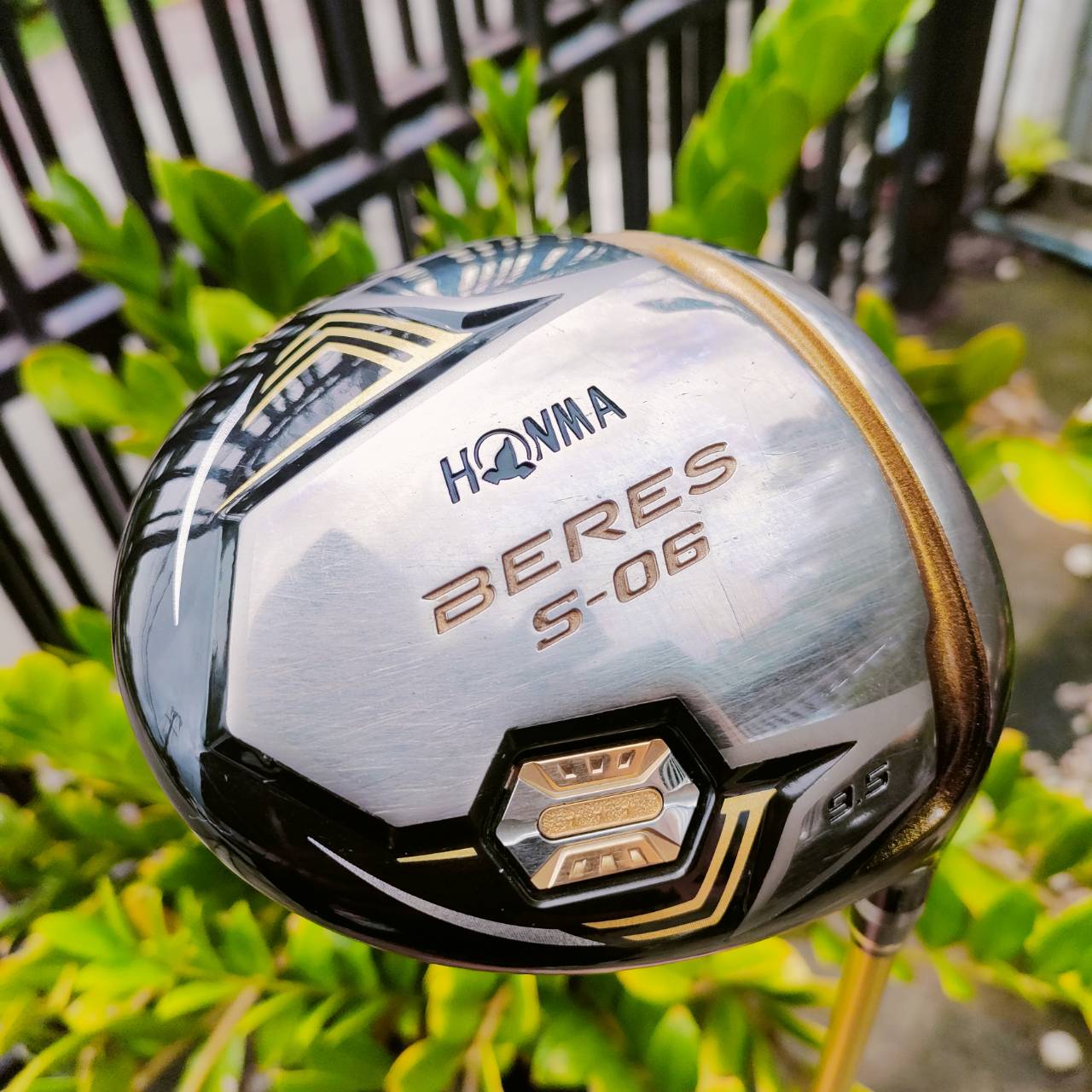 *** ก้าน 3 ดาว *** Driver HONMA BERES S-06 องศา 9.5 ความยาวก้าน 46 นิ้ว ก้าน ARMRQ X 47R *** 3 ดาว *** ไม้กอล์ฟพรีเมี่ยมมือสอง ของแท้ By NakaraLuxurious