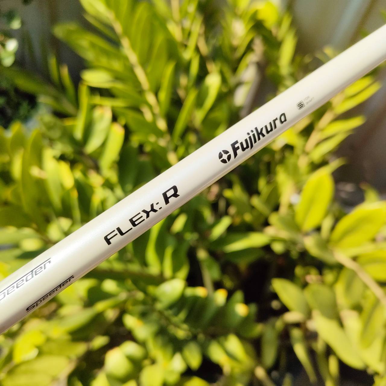 DRIVER CALLAWAY BIG BERTHA ALPHA องศา 9 ก้าน FUJIKURA SPEEDER 565 FLEX R ก้านพรีเมี่ยม เทคโนโลยี Gravity Core สำหรับปรับเปลี่ยนจุดศูนย์ถ่วงตามความถนัดของแต่ละคน ไม้กอล์ฟพรีเมี่ยมมือสอง ของแท้ By NakaraLuxurious