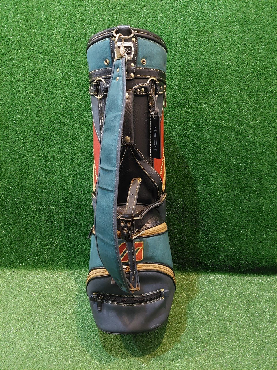 ถุงกอล์ฟในตำนาน MIZUNO PRO รุ่นดัง