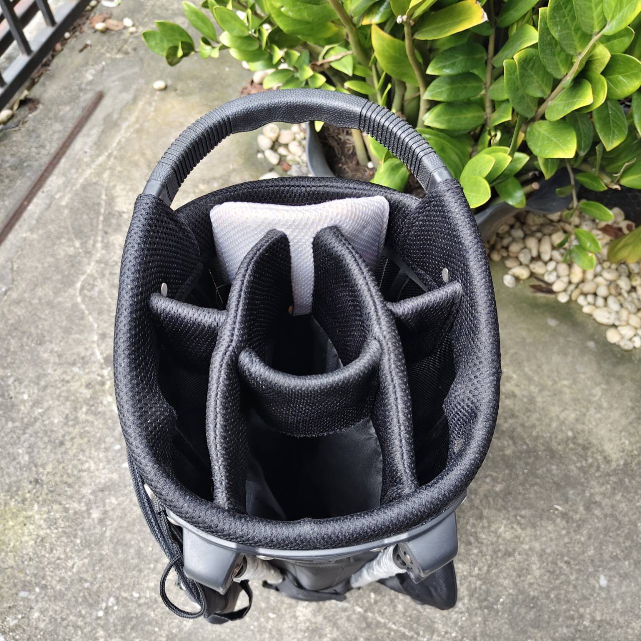 ถุงกอล์ฟ MARUMAN แบบมีขาตั้ง – เบา แข็งแรง พรีเมี่ยมญี่ปุ่น!