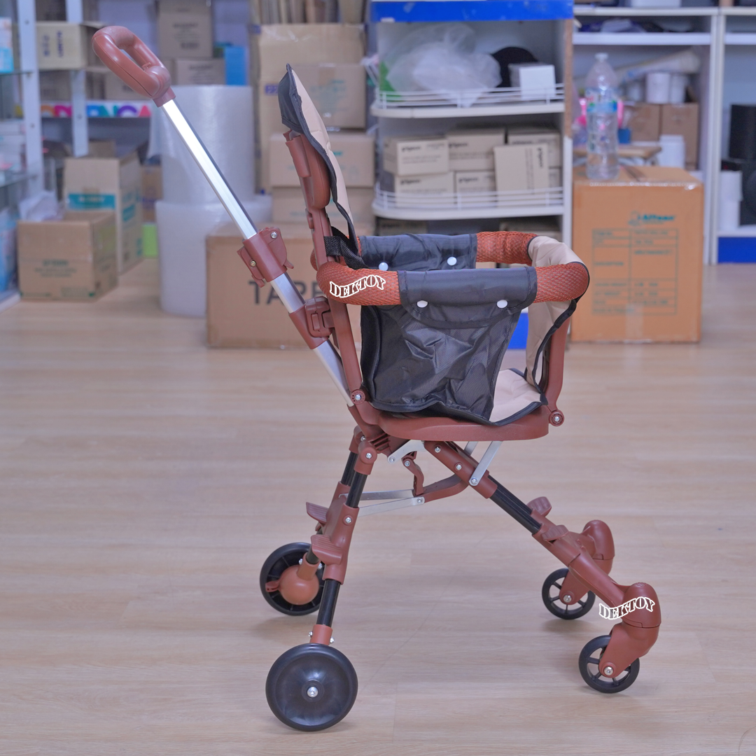 รถเข็นเด็กพับได้ รถเข็นเด็กโต6เดือนขึ้นไป รับน้ำหนัก 30 กก. ล็อกล้อได้ รุ่น TC16