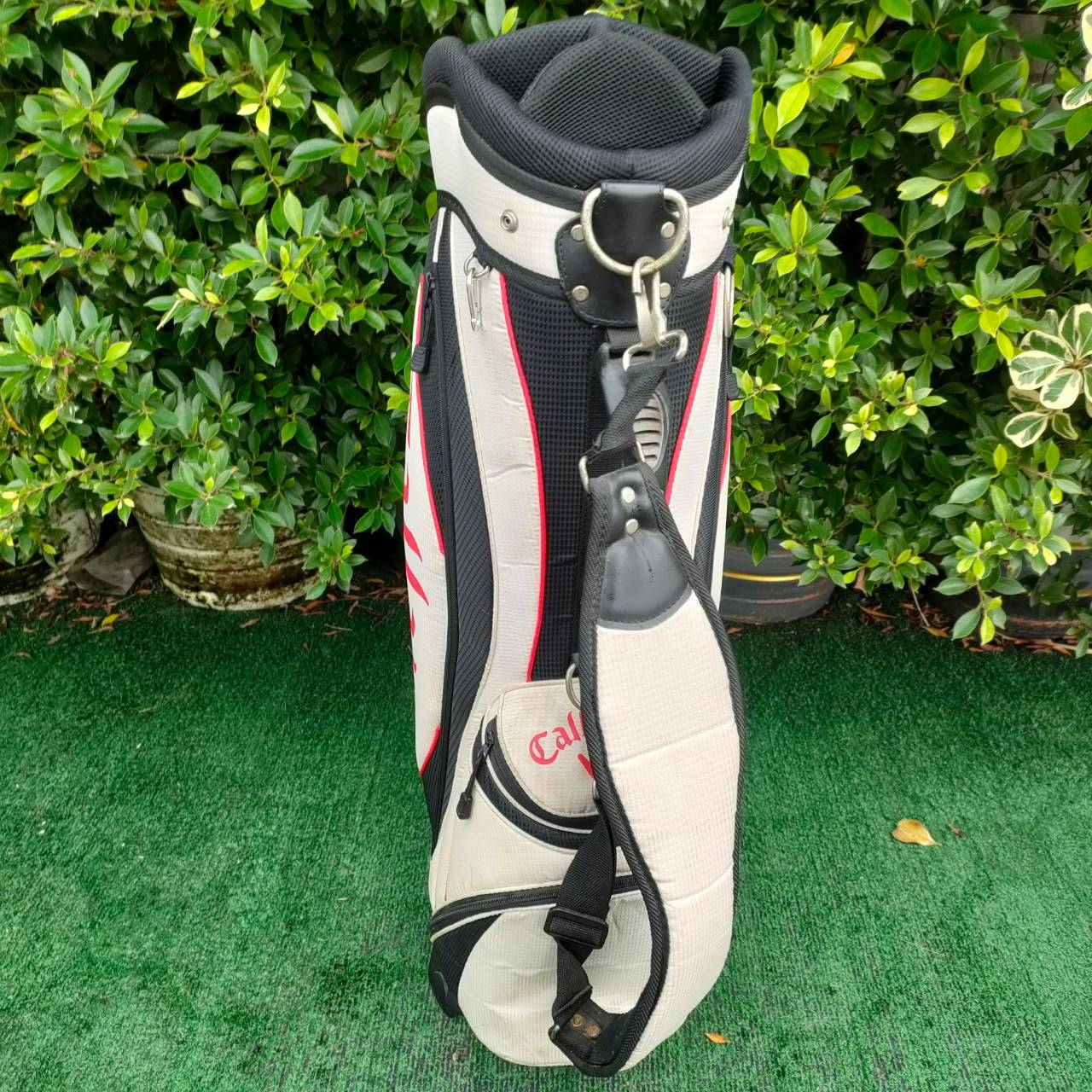 ถุงกอล์ฟ CALLAWAY ของแท้ มือสอง **สีซีดเล็กน้อย** กันน้ำ น้ำหนักเบามาก!! สภาพพร้อมใช้งาน ซิปดี ปากถุงสวย!!! มือสอง ของแท้ BY NakaraLuxurious