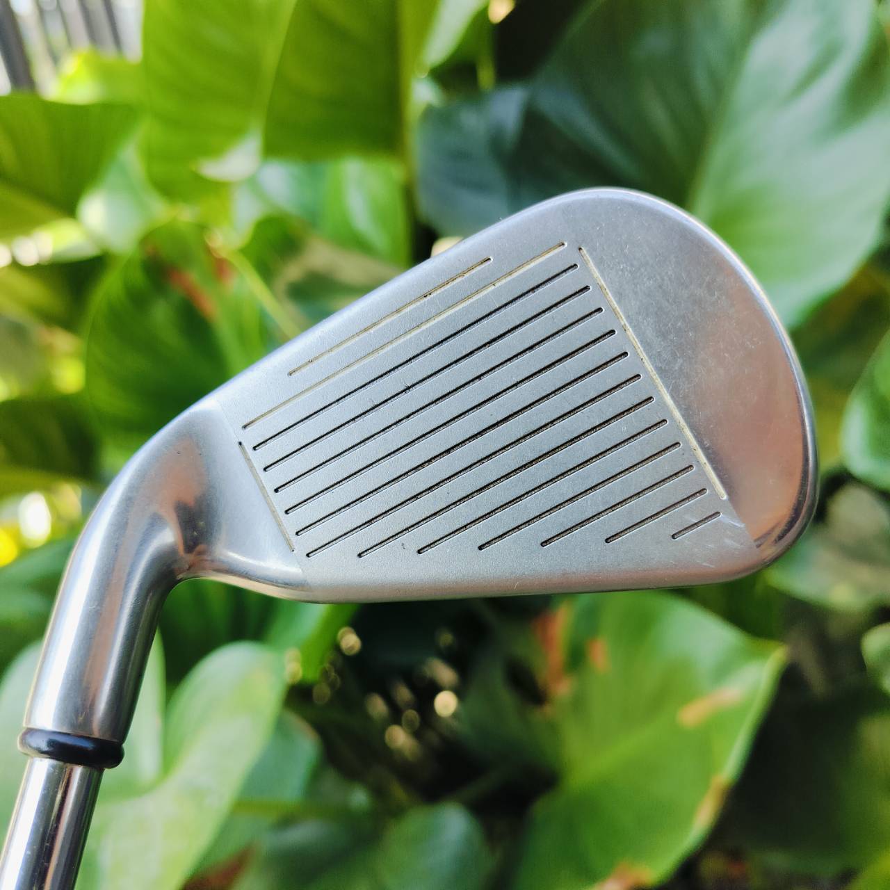 ชุดเหล็ก Callaway X-18 PRO SERIES สภาพสวยเดิม ก้านผ่านแฉกสวยจัด สติ๊กเกอร์อยู่ครบ ทุกเหล็กเลยค่ะ ก้าน NSPRO 950 FLEX S ก้านเบา 95 กรัม ตีแบบสบายๆ แต่แม่นยำมาก เร่งสปีดได้ดีกว่า ไม้กอล์ฟพรีเมี่ยมมือสอง ของแท้ By NakaraLuxurious