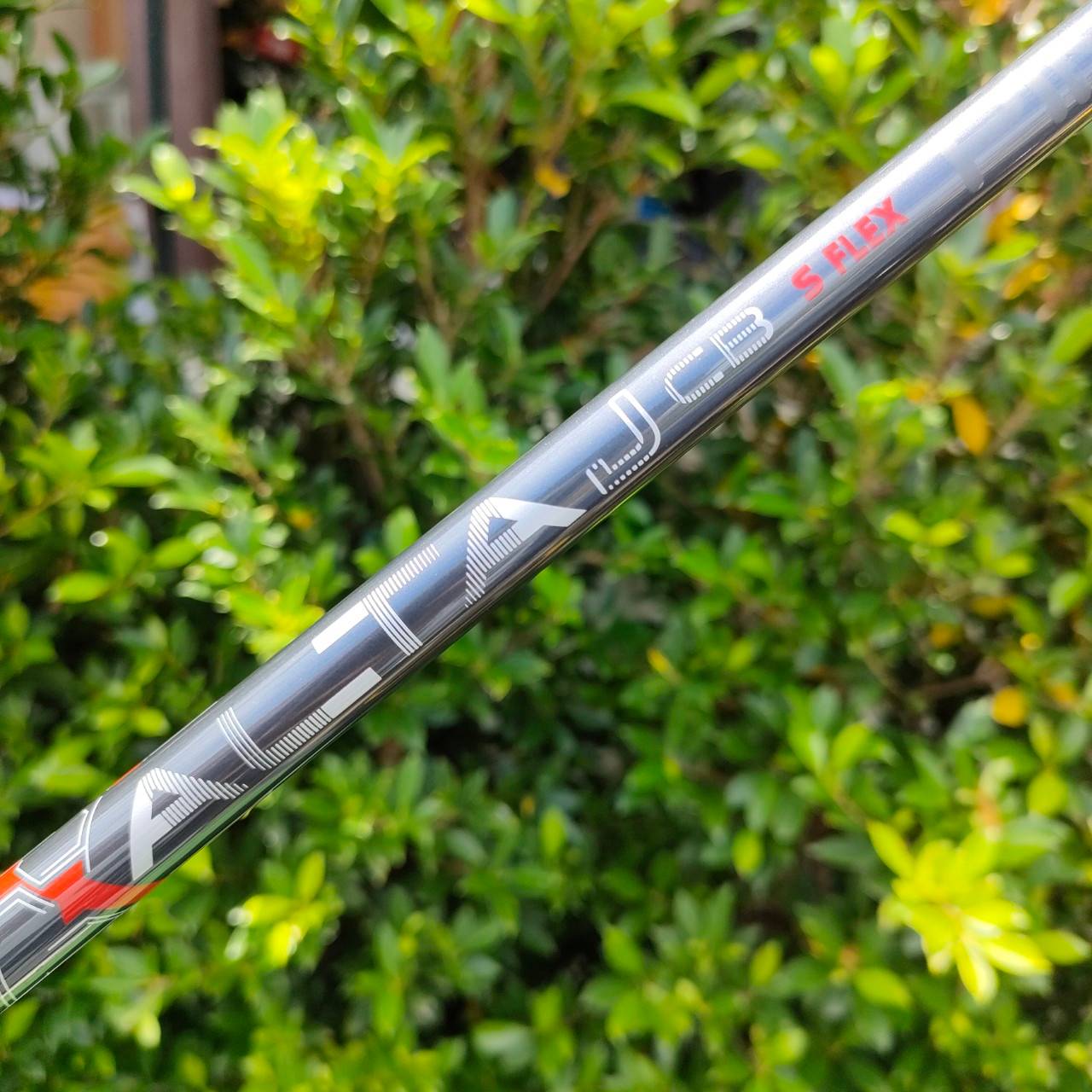 ก้านมือสอง ALTAJ CB เป็นก้านที่ใส่กับ DRIVER PING ก้าน FLEX S ความยาว 45.75 ติด SLEEVE PING มาให้ด้วยแล้ว