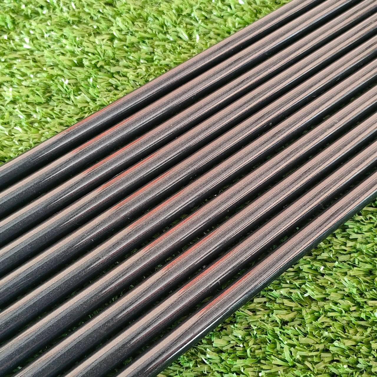 ก้าน DIAMANA EX NIKE GOLF ของใหม่!!! ความยาวเฉพาะก้าน 45 นิ้ว น้ำหนัก 49G MID KICK มีทั้ง FLEX R1 เเละ FLEX S ** ก้านสำหรับใส่ DRIVER ** มือหนึ่ง ของแท้ BY NakaraLuxurious