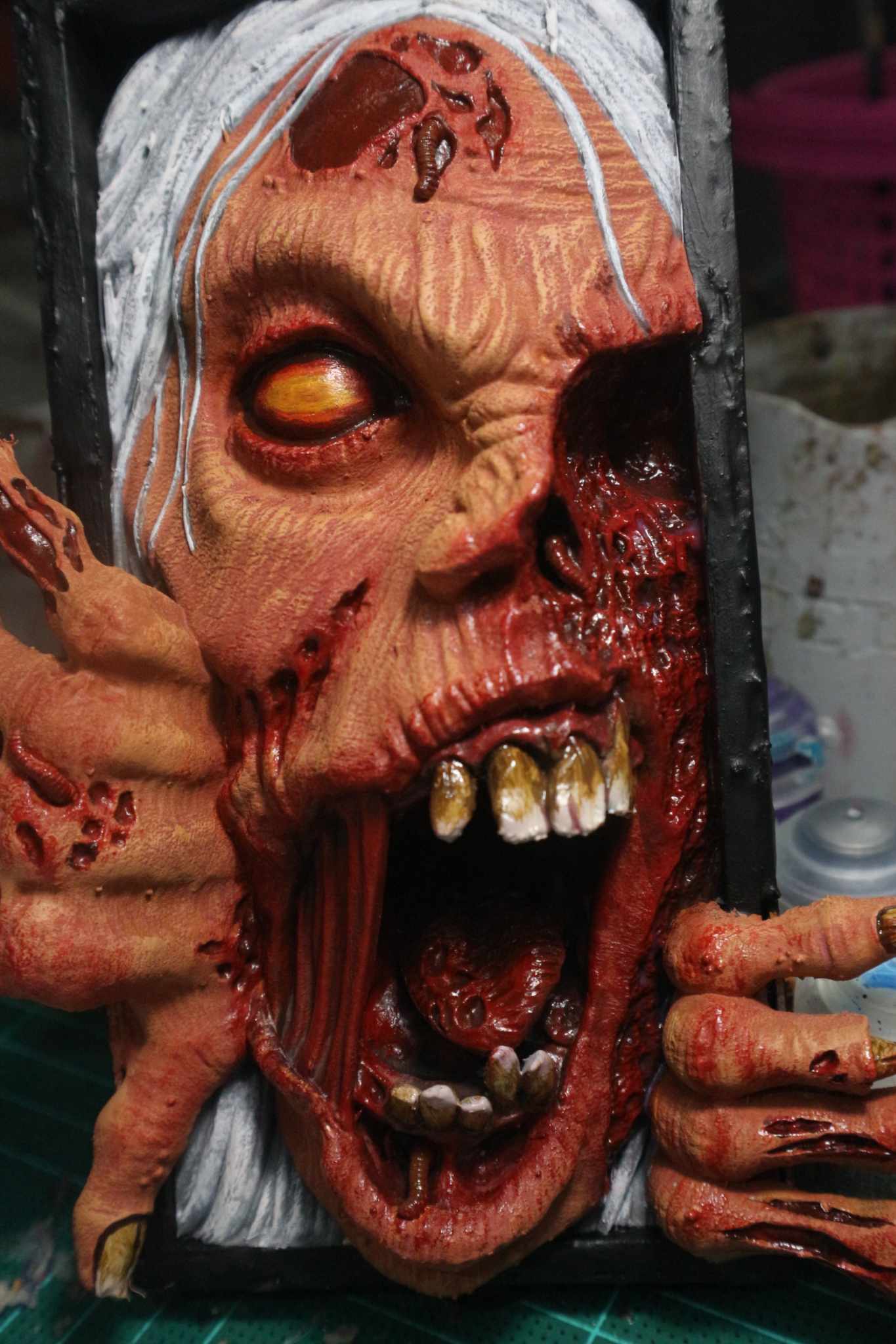 [สั่งจอง]พร้อพฉาก3D Evil & Monster