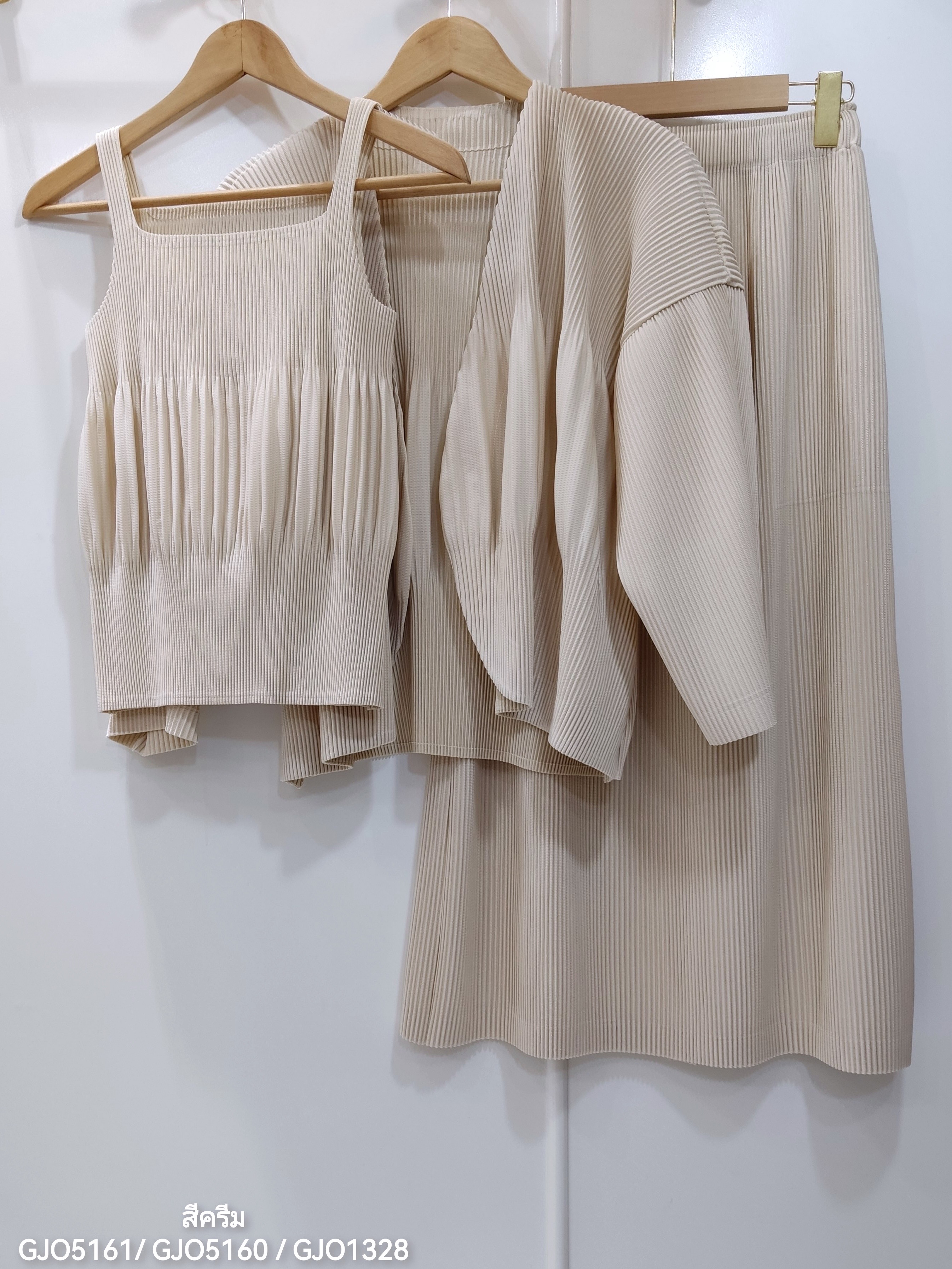 SET 3 ชิ้น 2MUAY รุ่น GJO5161 / GJO5160 / GJO1328 เซ็ตพลีท THICK SQUARE NECK TOP , OPEN FRONT CARDIGAN WITH SKIRT PLEATED SET 12 สี FREE SIZE