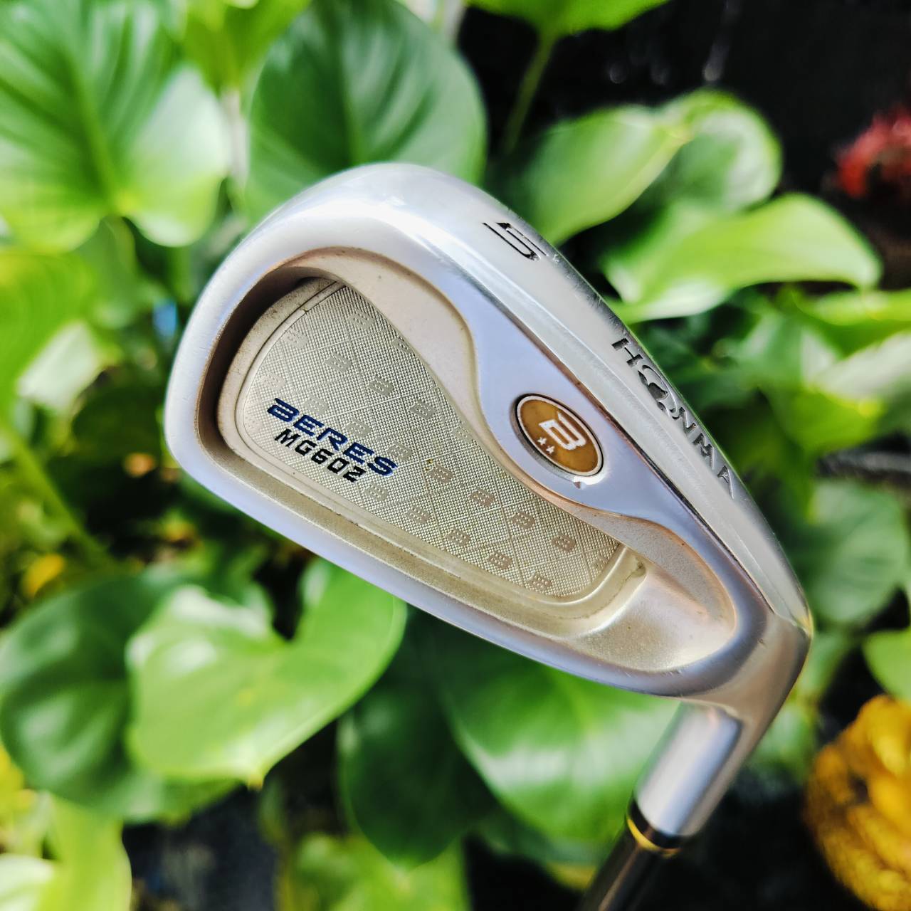 เหล็ก 5 Honma Beres MG602 ก้าน ARMRQ UD45 Flex R เป็นก้านถักพิเศษระดับ ** 2 ดาว ** เป็นตัวพรีเมี่ยมสุดในซีรี่ย์ MG MADE IN JAPAN SAKATA ให้ฟีลลิ่งที่เหนือระดับ ตีดีมากๆ ไม้กอล์ฟพรีเมี่ยมมือสอง ของแท้ By NakaraLuxurious