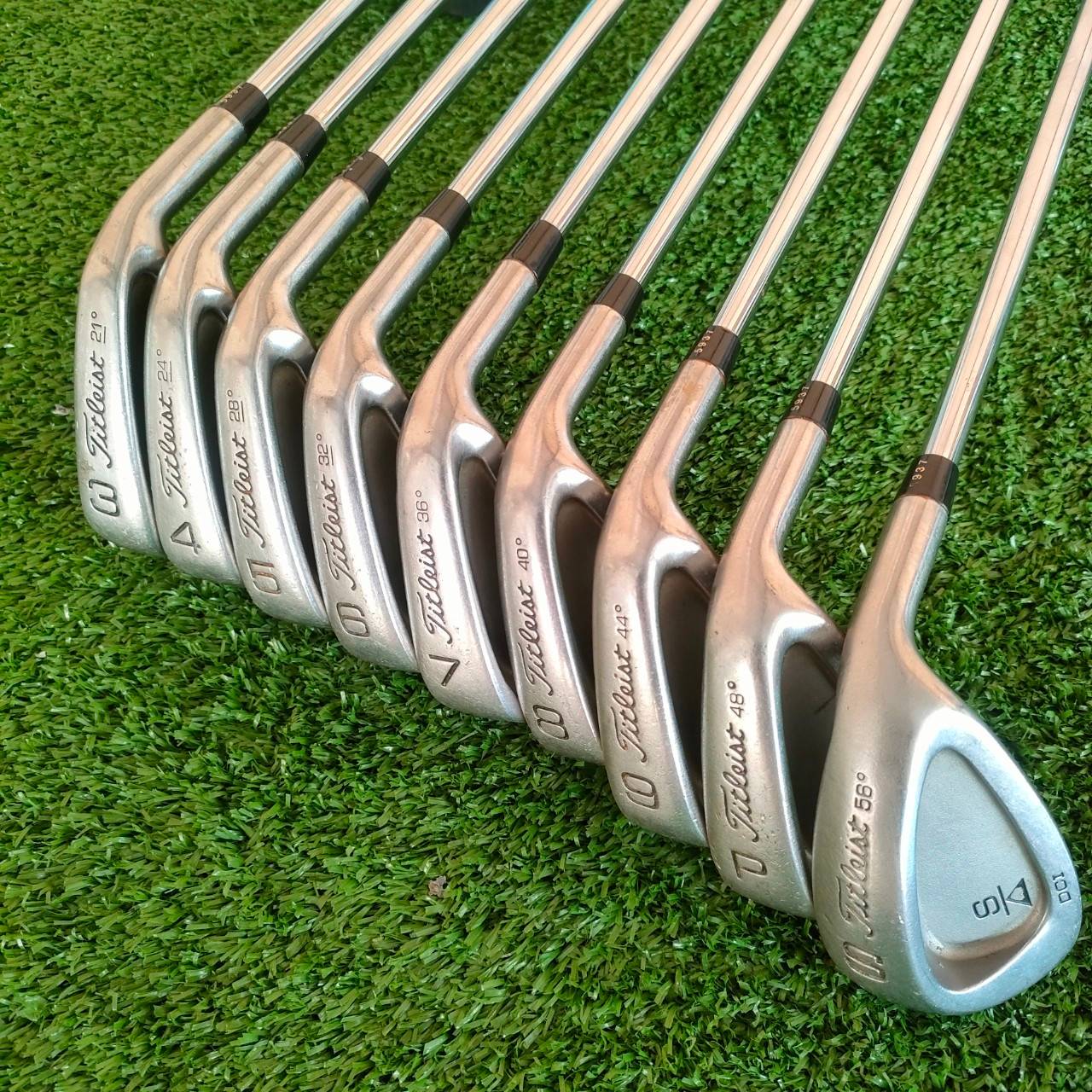 ชุดเหล็ก TITLELIST DCI มีเหล็ก 3 - 9 เเละ PW เเละ SW ก้าน TX-TOUR FLEX R สภาพสวยเดิมๆครบ