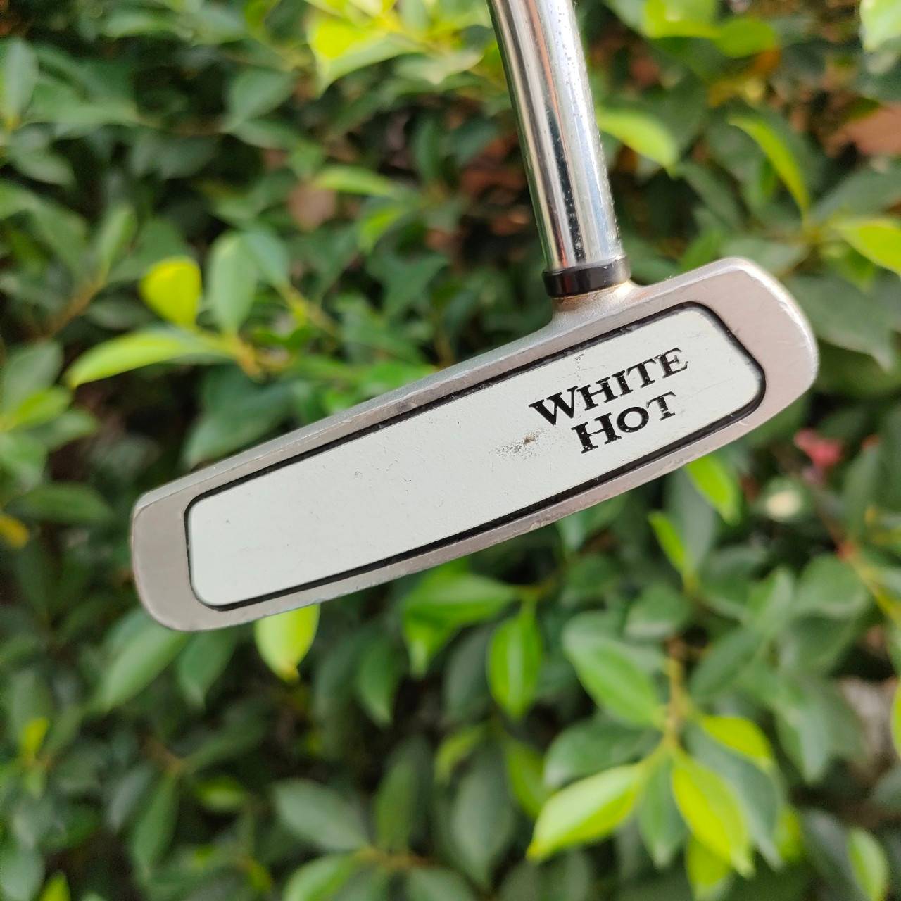 PUTTER ODYSSEY WHITE HOT #5 ความยาว 33 นิ้ว ก้าน WHITE HOT HIGH M.O.I. หน้านุ่ม มีเส้นเล็ง พัตต์ง่าย คุณภาพดีสุดๆ ราคาสุดคุ้ม
