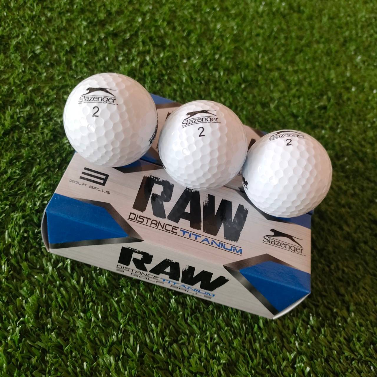ลูกกอล์ฟ SLAZENGER RAW ลูกกอล์ฟมือ1 ขายเป็นหลอด 1 หลอด มี 3 ลูก ลดกระหน่ำ!!!
