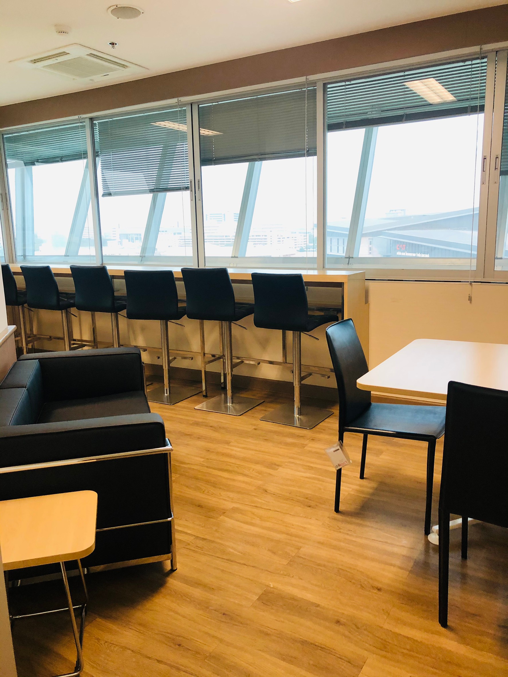 กกต.ปรับปรุงห้องประธานคณะกรรมการการเลือกตั้ง