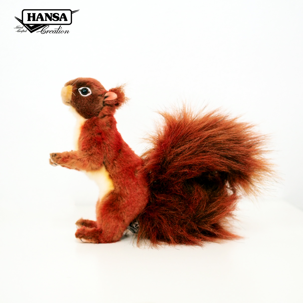 8407 Red Squirrel Standing on 2 Legs 33 cm. L