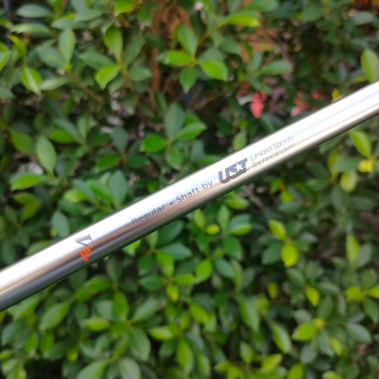 เหล็ก 3 MAKSER AS-6DFD ก้าน UST FLEX R หน้าใบเหล็กยาว ชดเชยความปิดพลาดได้สูง ตีง่าย ใครที่ตีเหล็กยาวไม่ได้ ไม้นี้ช่วยได้ครับ