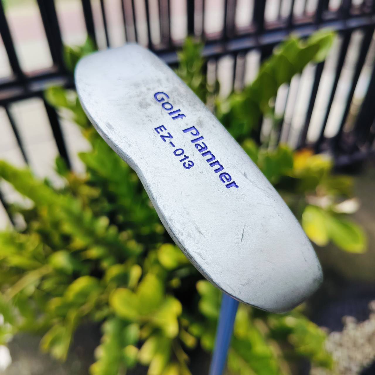 PUTTER GOLF PLANNER EZ-013 ความยาว 33 นิ้ว ทรงมอลเล็ตพัตต์ง่าย เส้นเล็งตรงกลางแม่นยำในระดับสายตา ไม้กอล์ฟมือสอง ของแท้ By NakaraLuxurious
