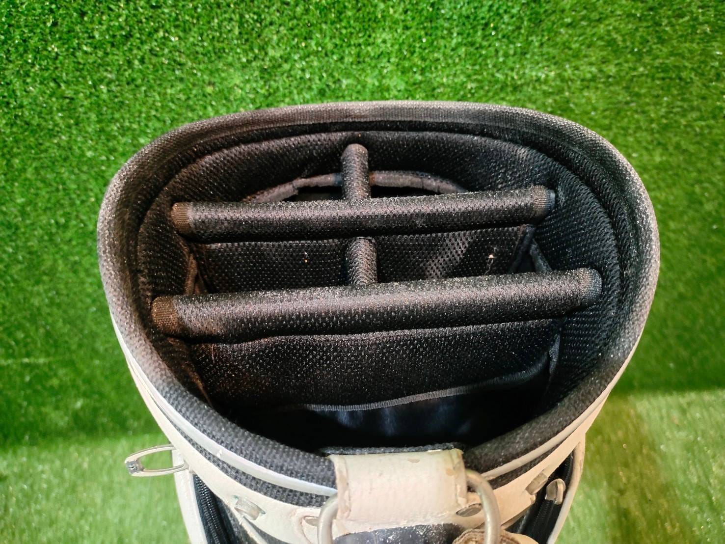 ถุงกอล์ฟ Taylormade