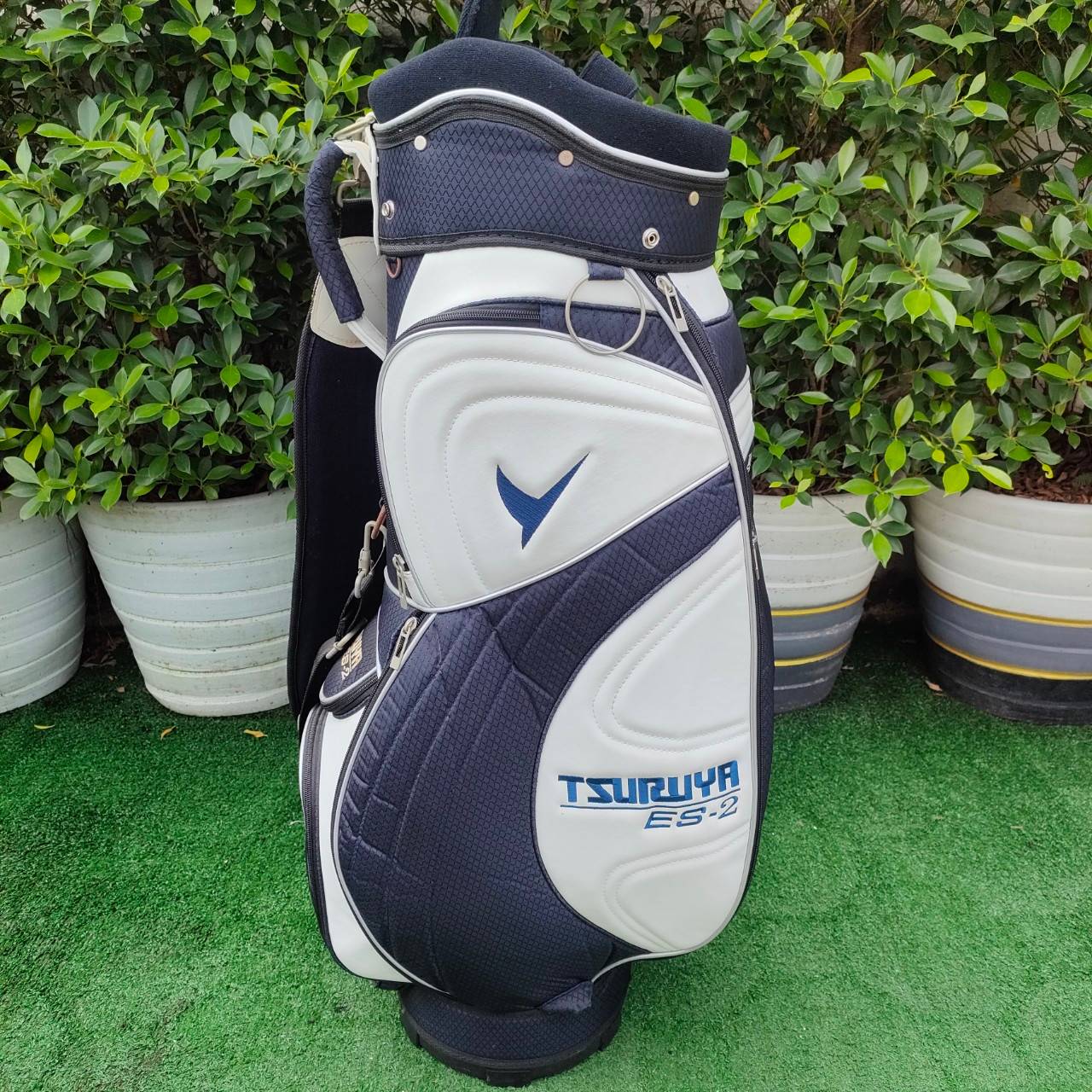 ถุงกอล์ฟ TSURUYA ES -2 มือสอง ของแท้ สวยเดิมครับ