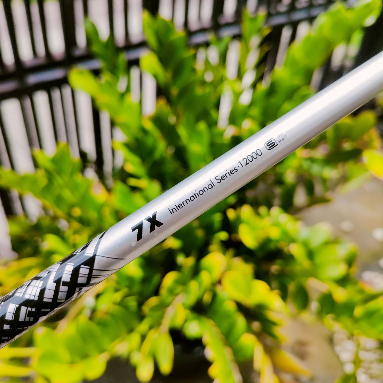 UST Mamiya ATTAS DAAAS FLEX 7X ความยาวเฉพาะก้าน 43.5 ติดกริพ GOLF PRIDE มาด้วย ของใหม่หมื่นกว่าบาทค่ะ!!! ก้านไม้กอล์ฟพรีเมี่ยมมือสอง ของแท้ By NakaraLuxurious