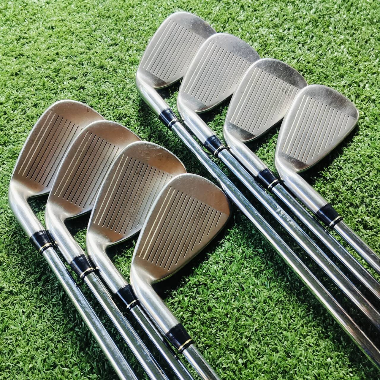 ชุดเหล็ก Taylormade RAC R5 รุ่นนี้ตีง่ายอย่างมาก และถ้าใครเลยลอง จะรู้ว่าตีไกลกว่าปกติมาก ไม้กอล์ฟพรีเมี่ยมมือสอง ของแท้ By NakaraLuxurious